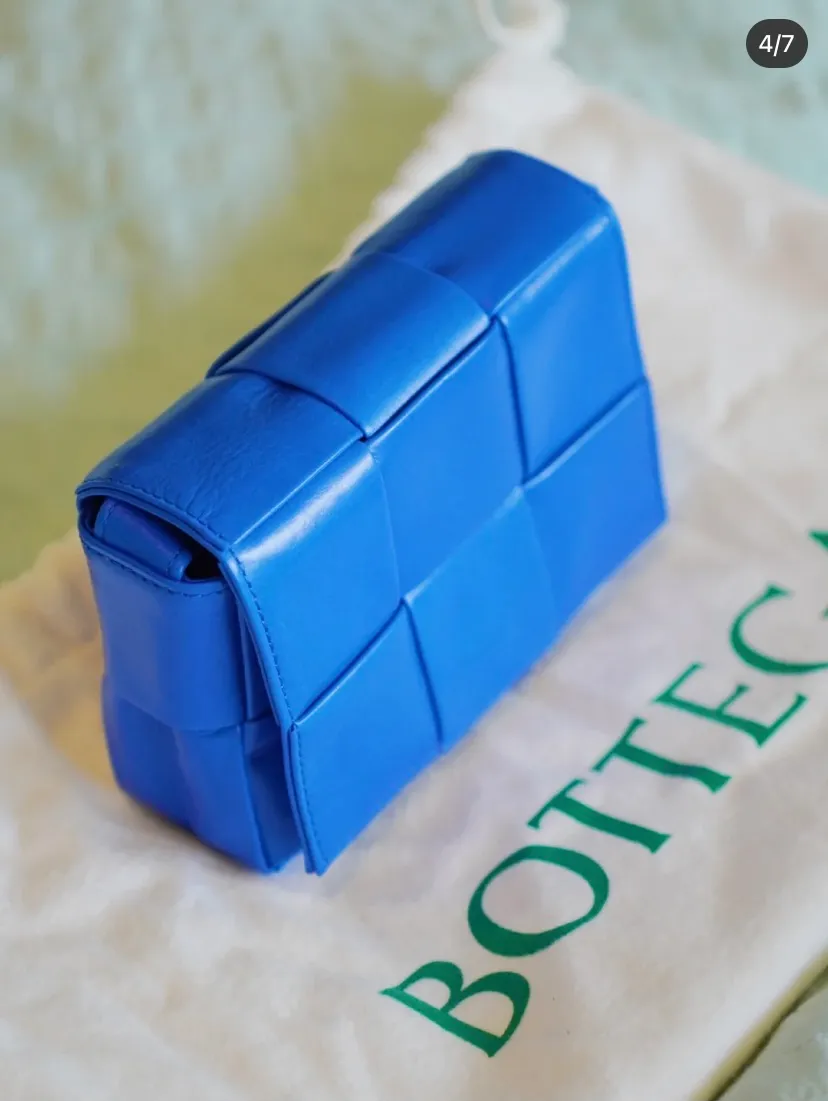🌈The latest product𝗺𝗶𝗻𝗶 𝗰𝗮𝘀𝘀𝗲𝘁𝘁𝗲‼ ️ Cute temperament 💯, oily wax leather highlights the texture, and the original gloss is an absolutely thoughtful product ❤️